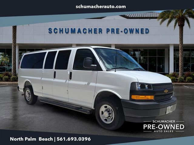 Used 2025 Chevrolet Express 3500 LS RWD image 1