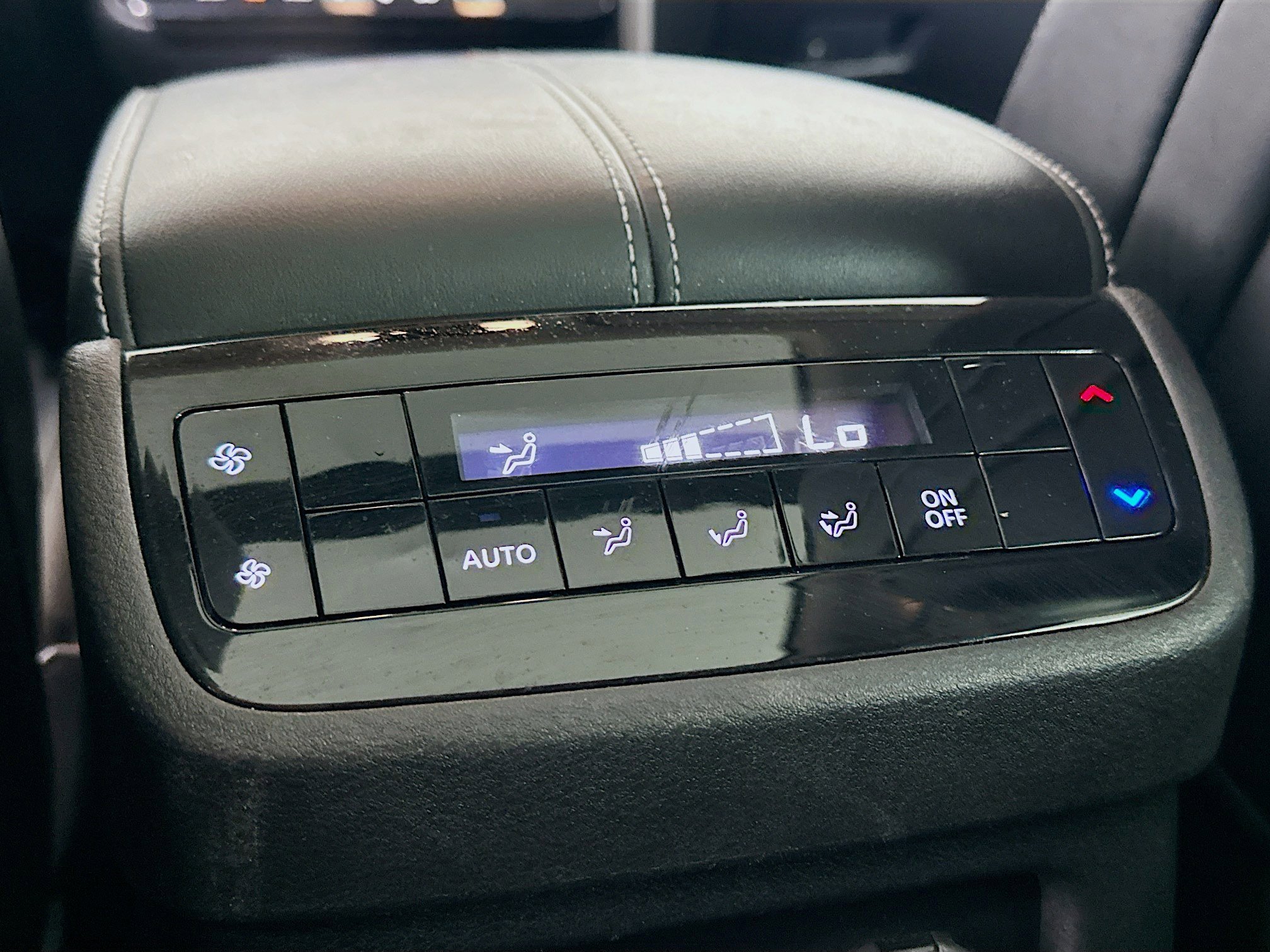 Used 2023 INFINITI QX60 Pure image 27