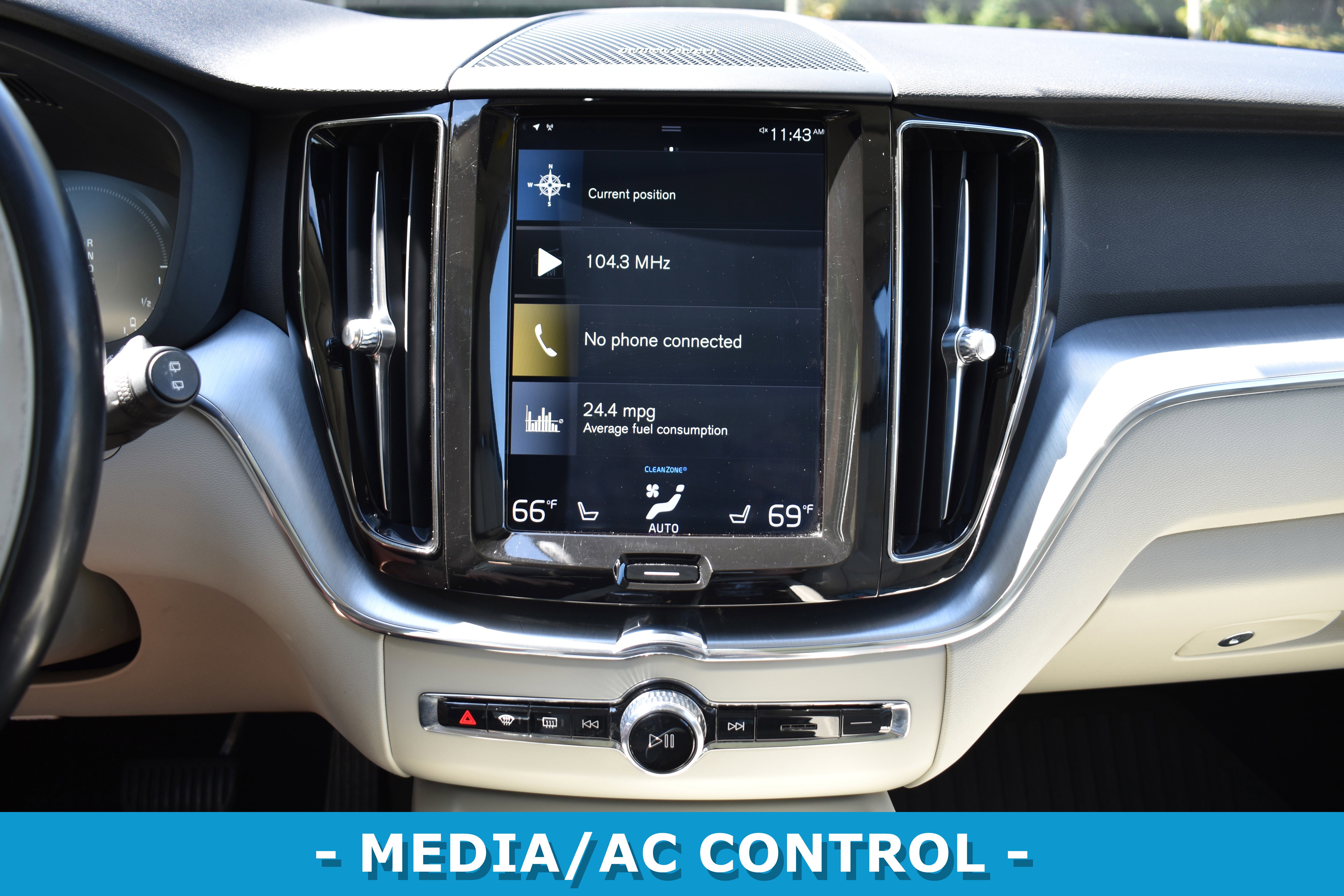 Used 2019 Volvo XC60 T8 Momentum w/ Advanced Package image 22