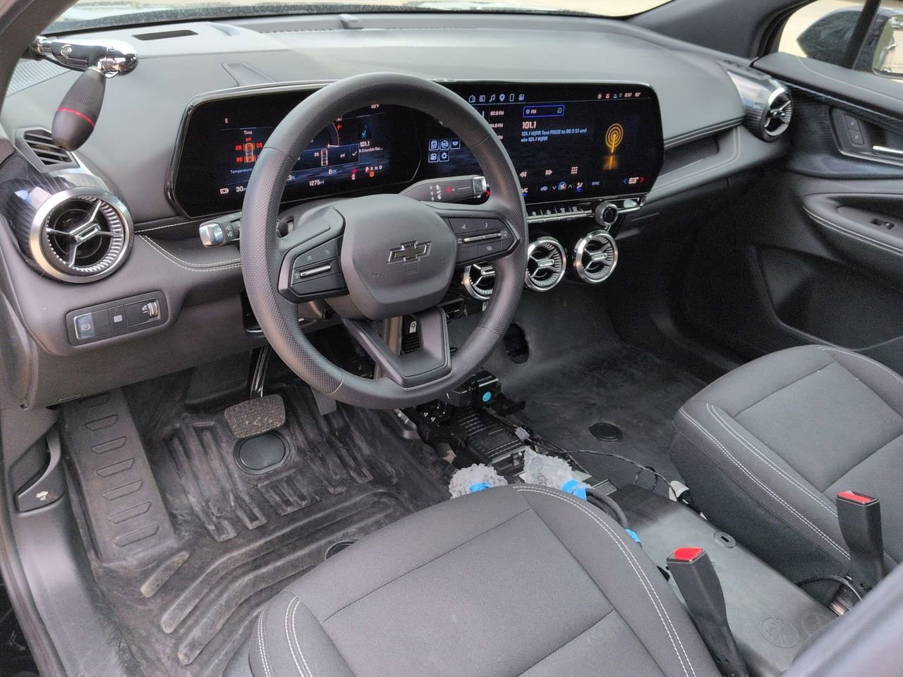 Used 2024 Chevrolet Blazer EV AWD Police image 10