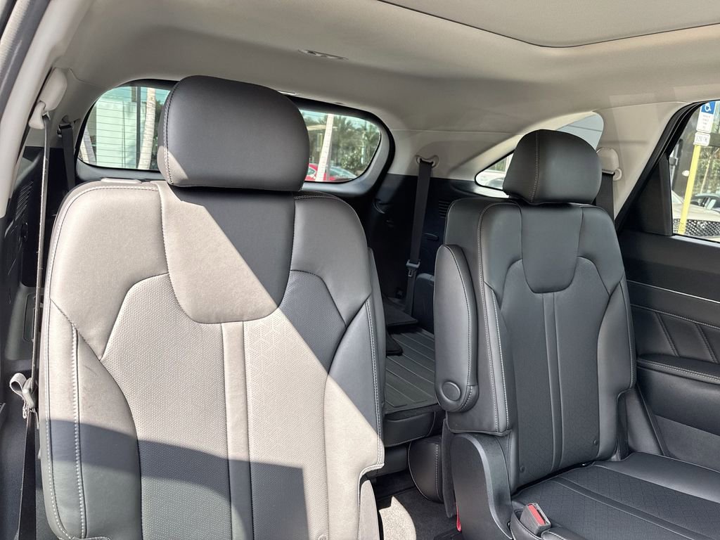 Used 2022 Kia Sorento SX image 48