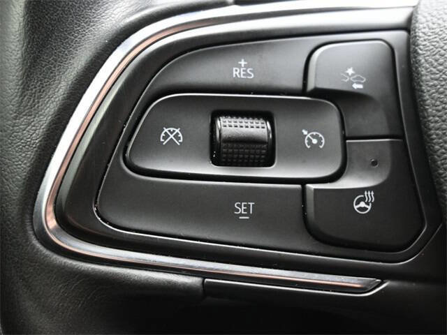 Used 2021 Buick Envision Essence w/ Technology Package I image 28