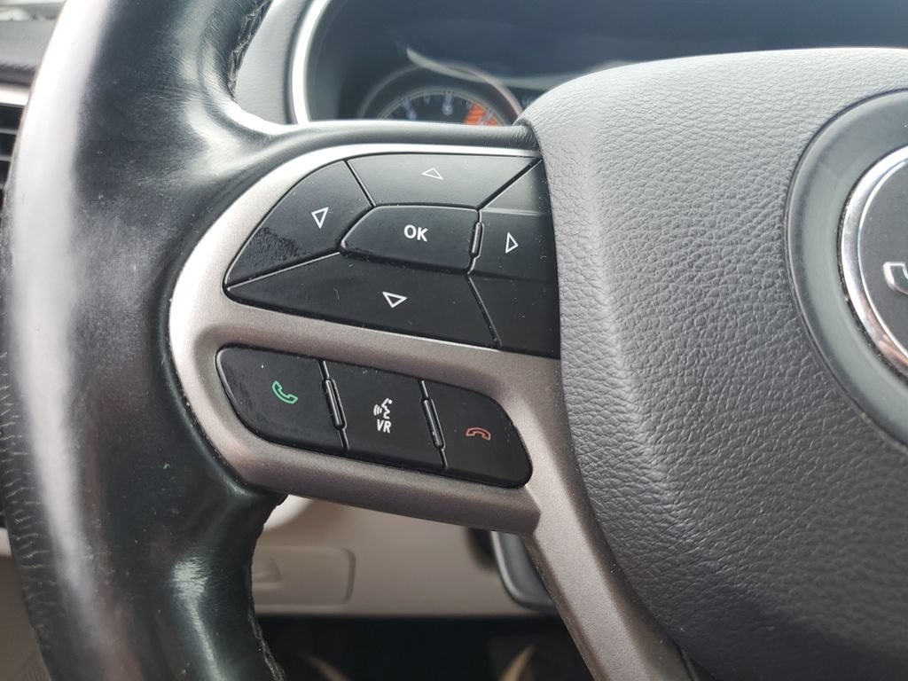 Certified 2019 Jeep Cherokee Limited w/ Luxury Group FWD image 21
