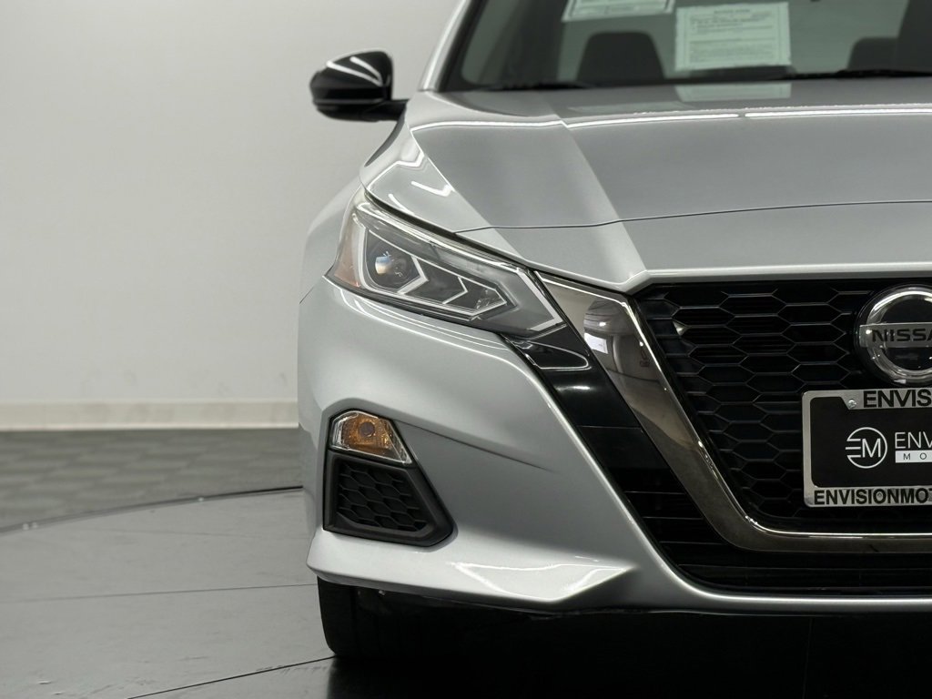 Used 2019 Nissan Altima 2.5 SR w/ SR Premium Package image 4