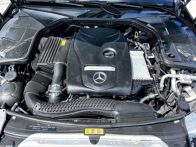 Used 2018 Mercedes-Benz C 300 Sedan image 11