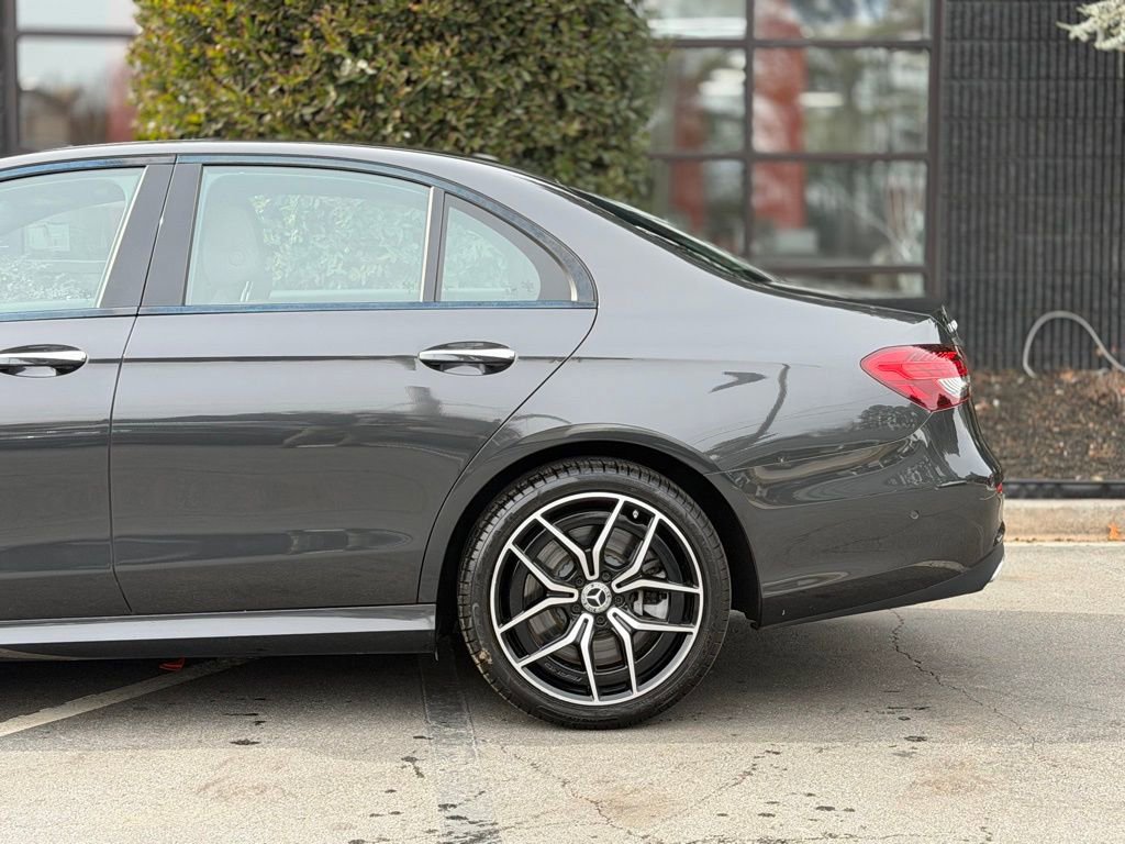 Used 2023 Mercedes-Benz E 450 4MATIC Sedan image 11