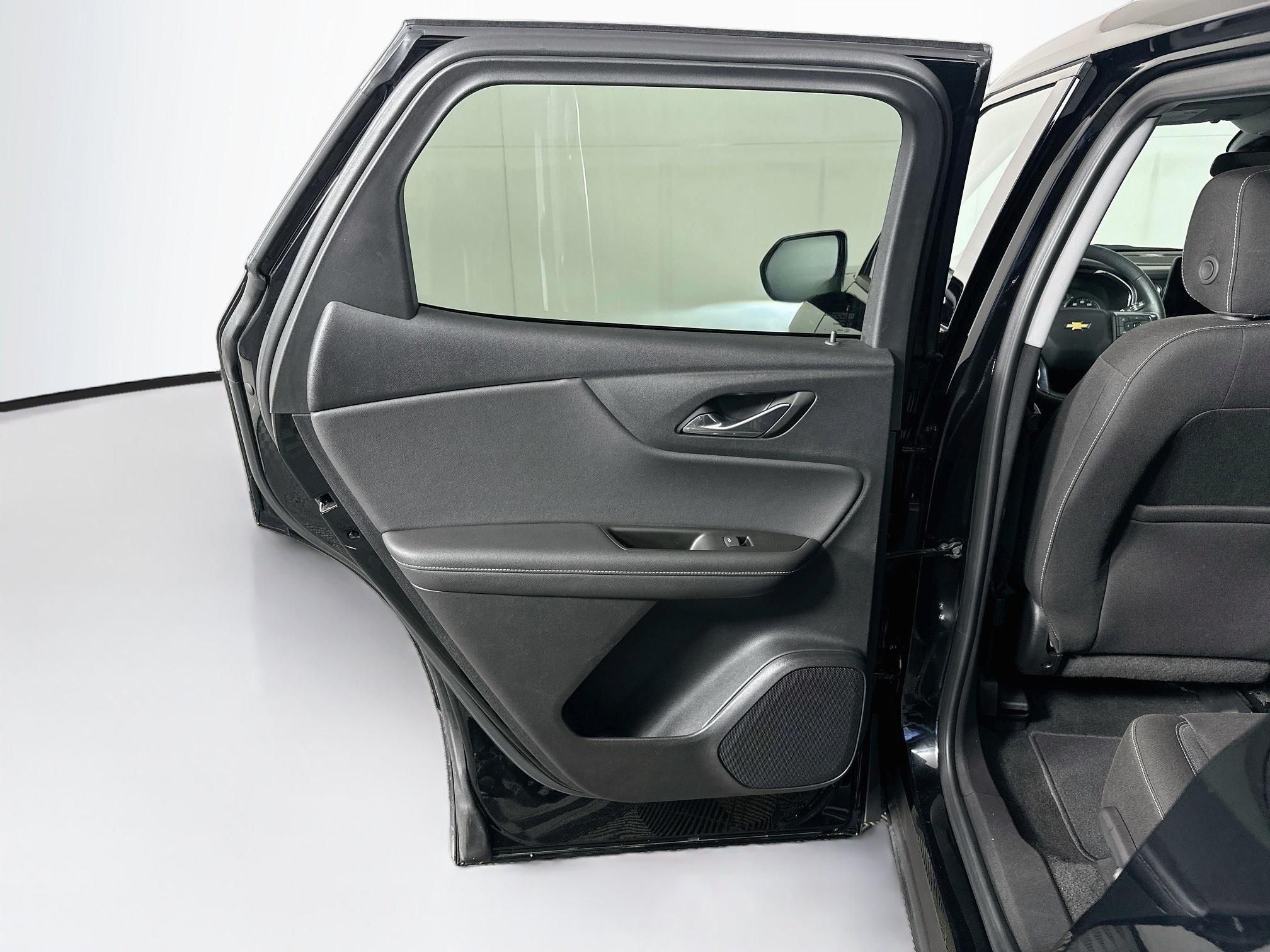 Used 2026 Chevrolet Blazer LT FWD image 24