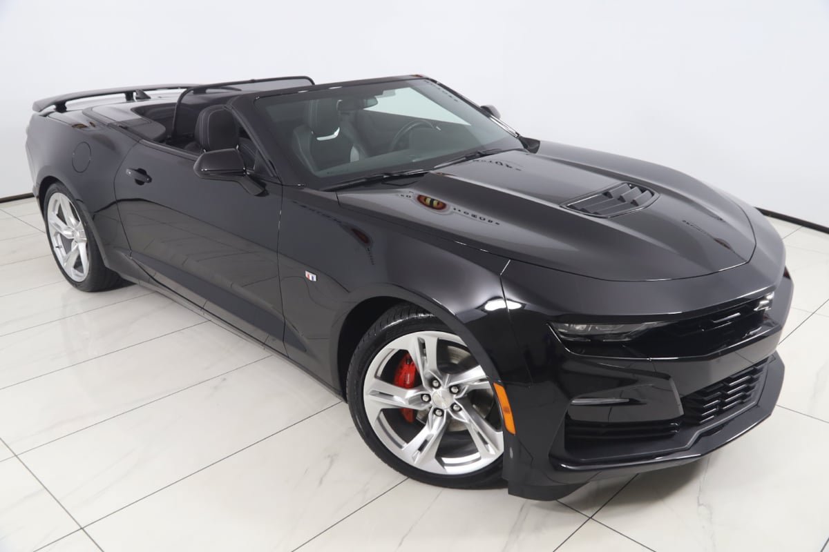 Used 2023 Chevrolet Camaro SS RWD image 21
