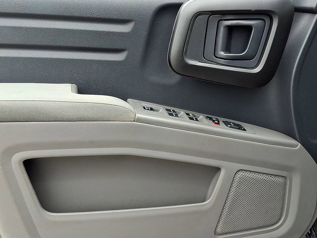 Used 2010 Honda Ridgeline RT image 13
