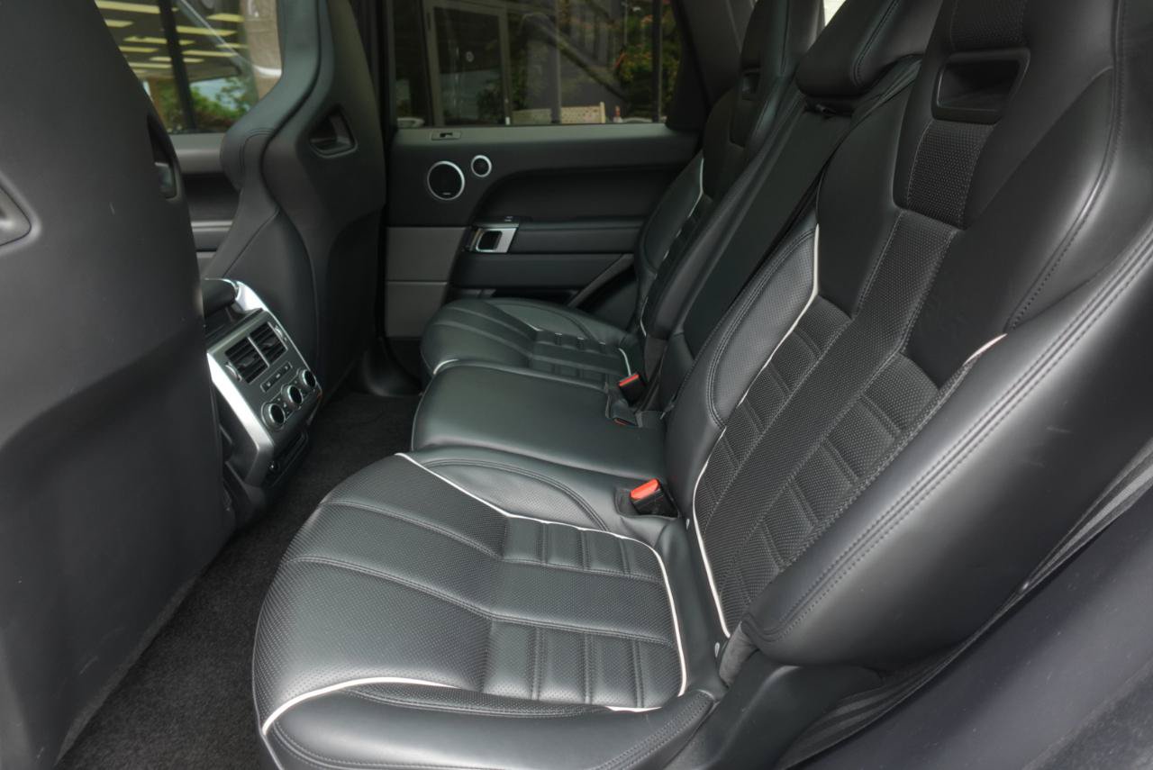 Used 2017 Land Rover Range Rover Sport SVR AWD/4WD image 17