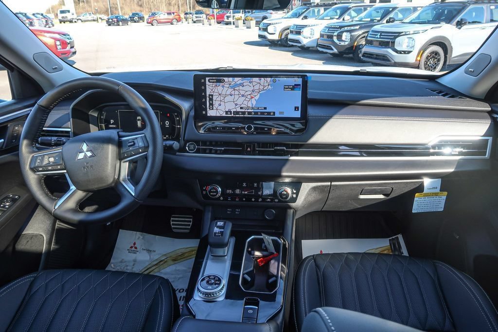 New 2026 Mitsubishi Outlander SEL AWD/4WD image 17