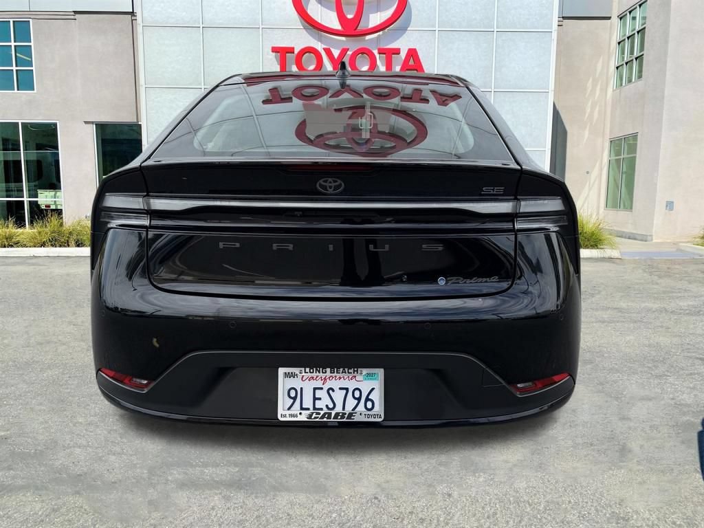 Certified 2024 Toyota Prius Prime FWD image 5