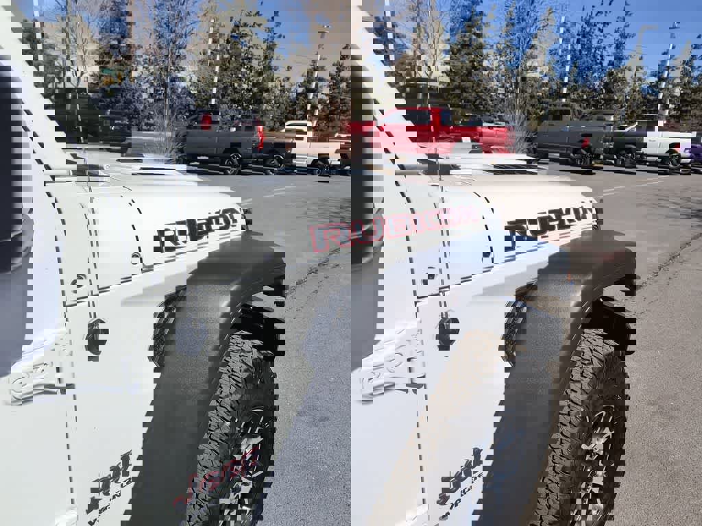 Used 2023 Jeep Wrangler Unlimited Rubicon w/ Cold Weather Group image 26