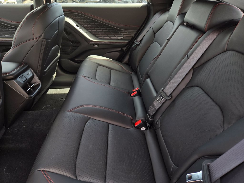 New 2026 Dodge Charger R/T AWD/4WD image 4