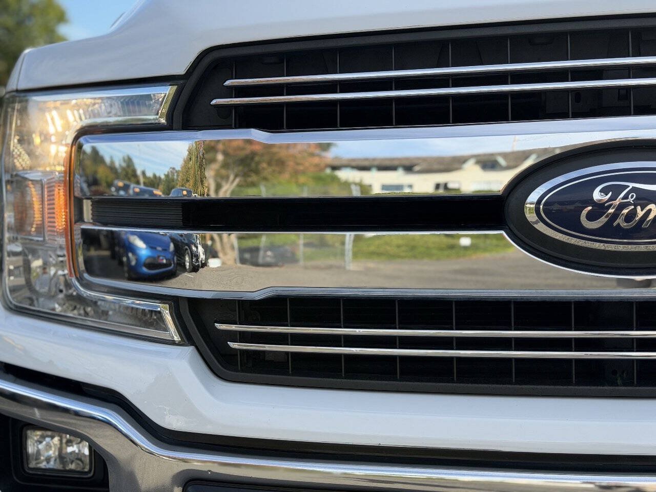 Used 2018 Ford F150 Lariat AWD/4WD image 4