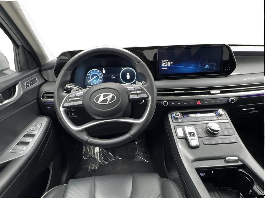 Used 2025 Hyundai Palisade Limited FWD image 38