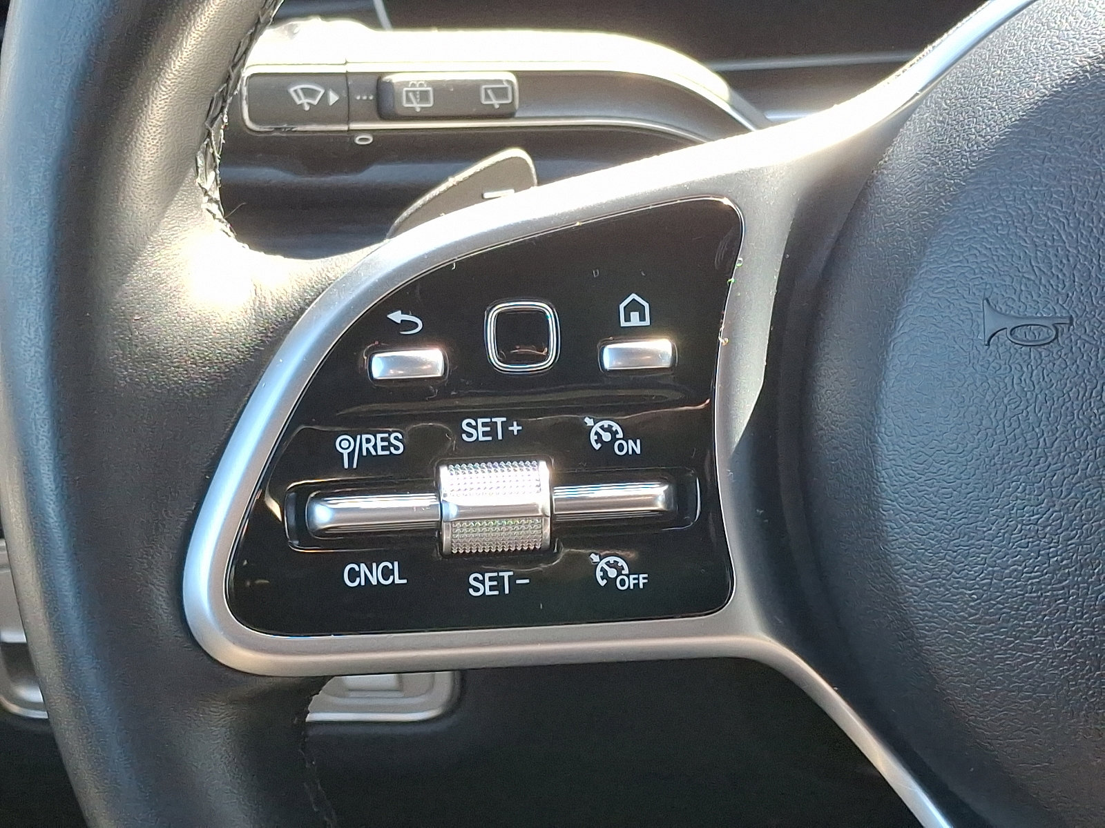 Used 2022 Mercedes-Benz GLE 350 4MATIC image 21