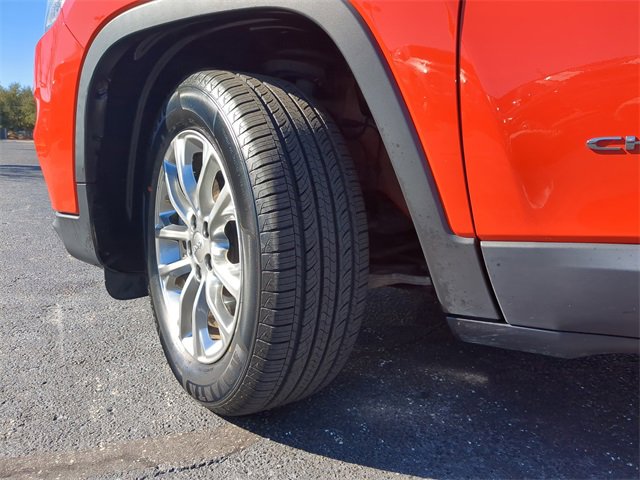 Used 2021 Jeep Cherokee Latitude Lux w/ Comfort/Convenience Group image 37