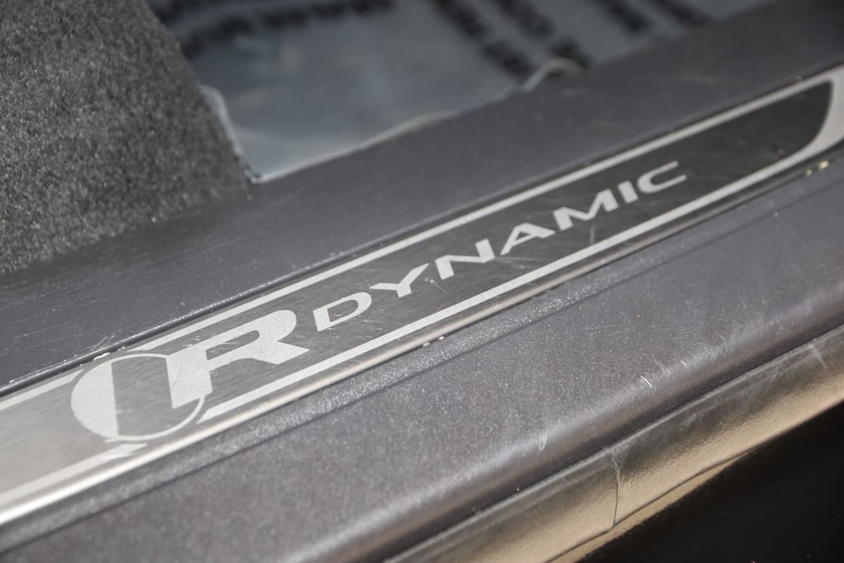 Used 2020 Land Rover Range Rover Velar R-Dynamic S AWD/4WD image 14