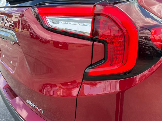 Used 2024 GMC Terrain AT4 w/ Tech Package AWD/4WD image 17