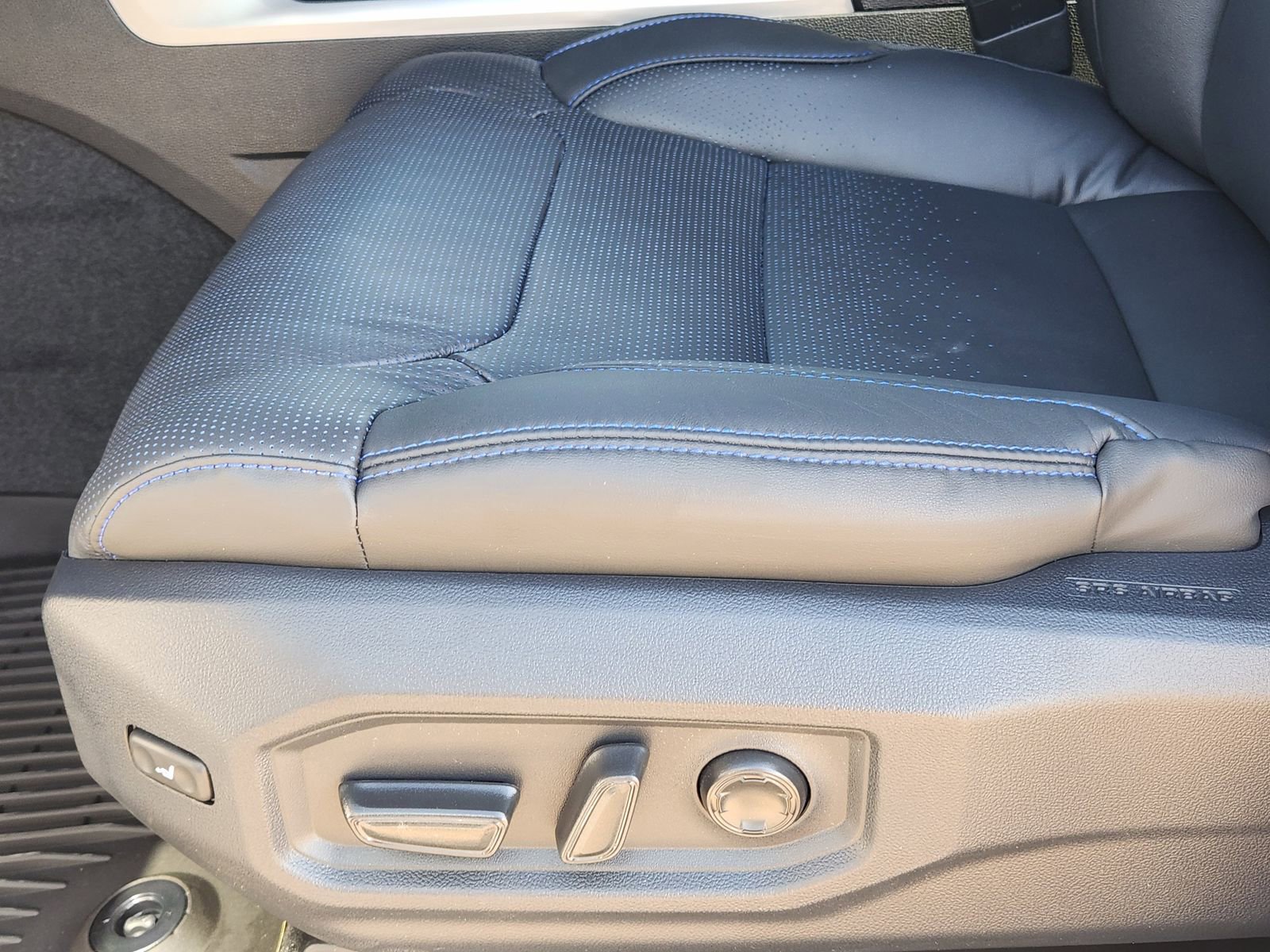 New 2026 Toyota Tundra Platinum image 25