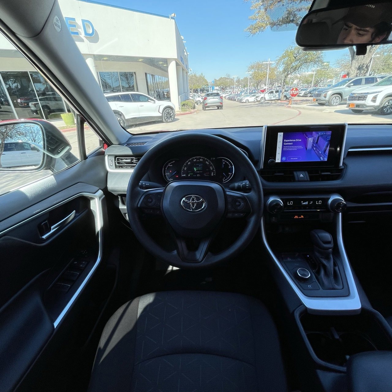 Used 2025 Toyota RAV4 XLE image 12