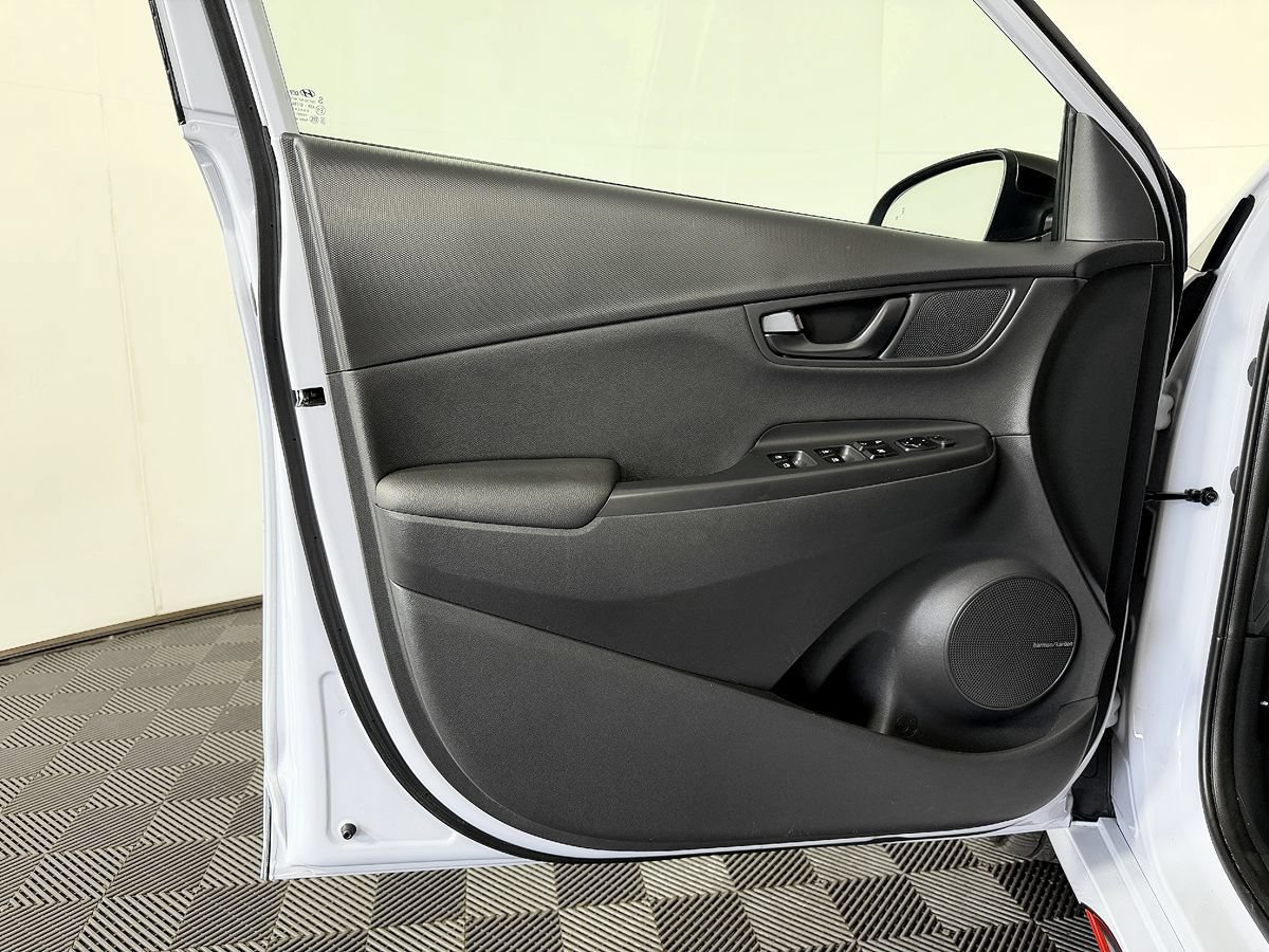 Used 2022 Hyundai Kona N FWD image 28