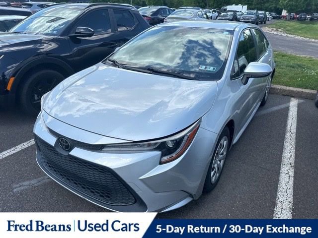 Used 2020 Toyota Corolla LE FWD image 1
