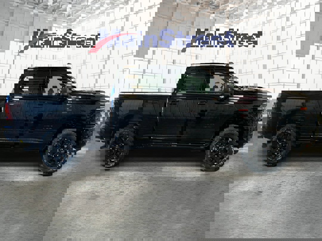 New 2026 RAM 2500 Laramie AWD/4WD image 6