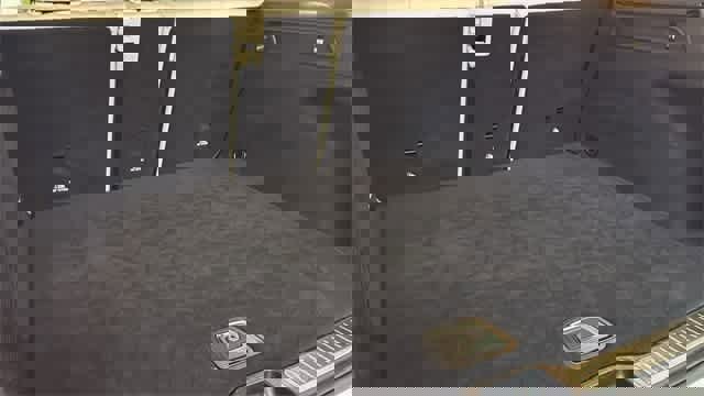 Used 2022 Mercedes-Benz GLC 300 4MATIC image 32