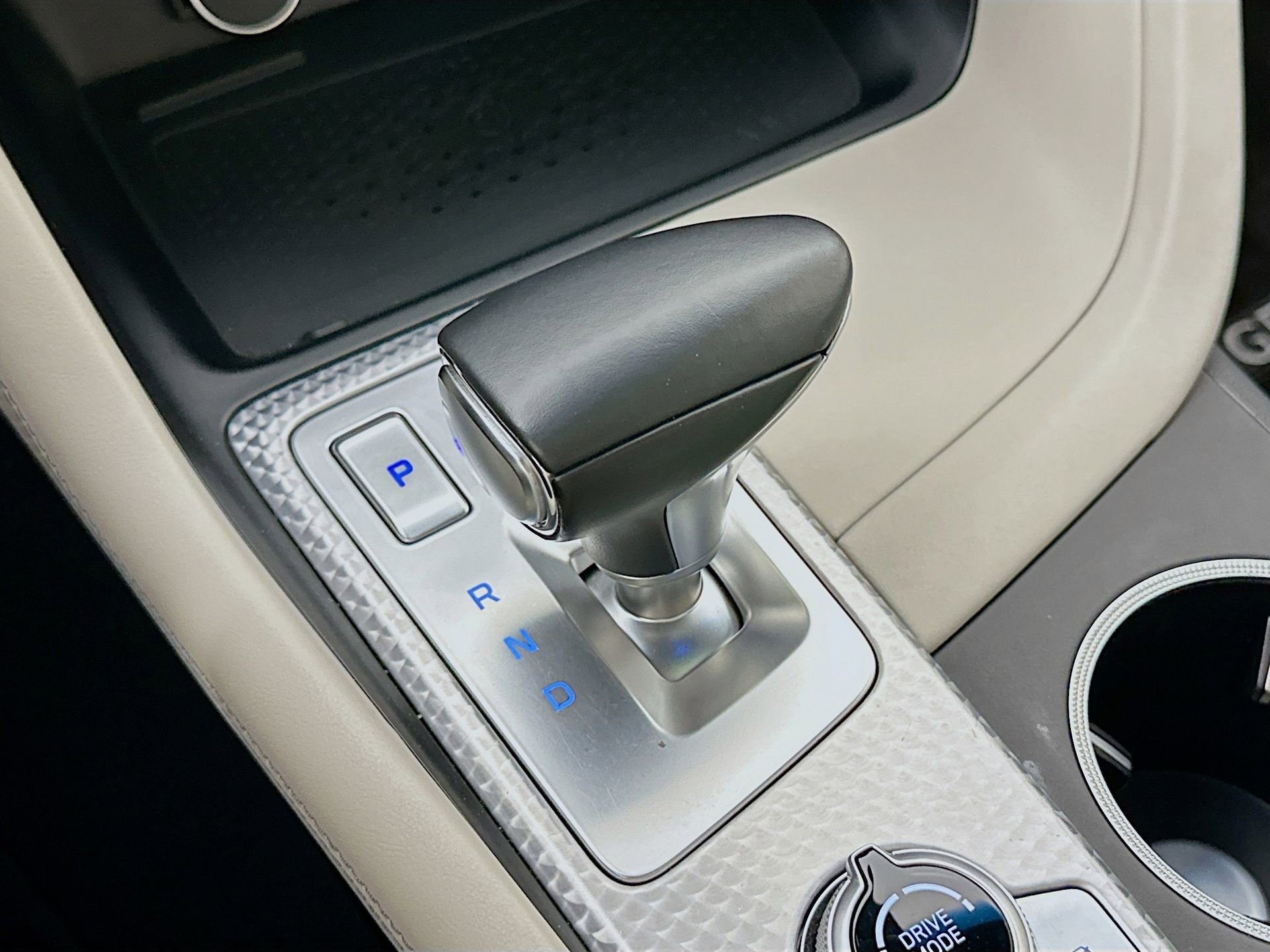 Used 2022 Genesis G70 3.3T w/ Sport Prestige Package image 18