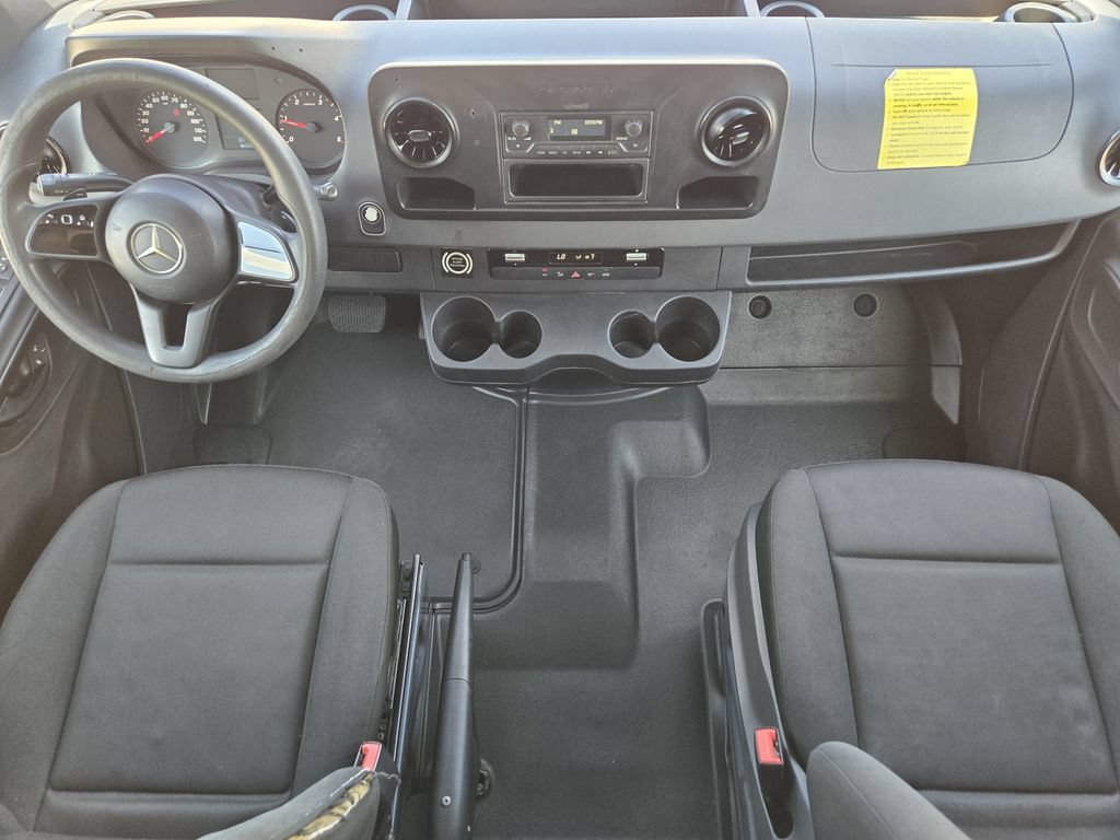 Used 2019 Mercedes-Benz Sprinter 170 image 25