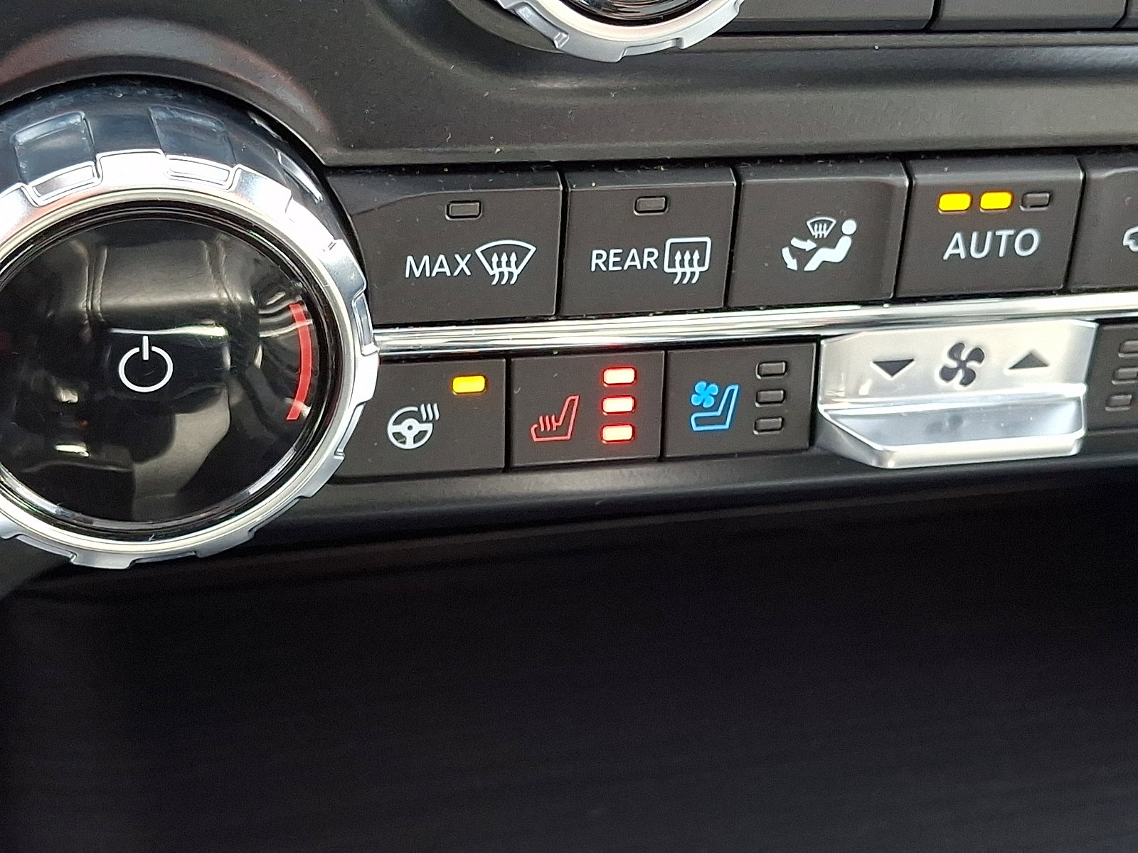 Certified 2023 Ford F150 Lariat w/ Equipment Group 502A High image 28