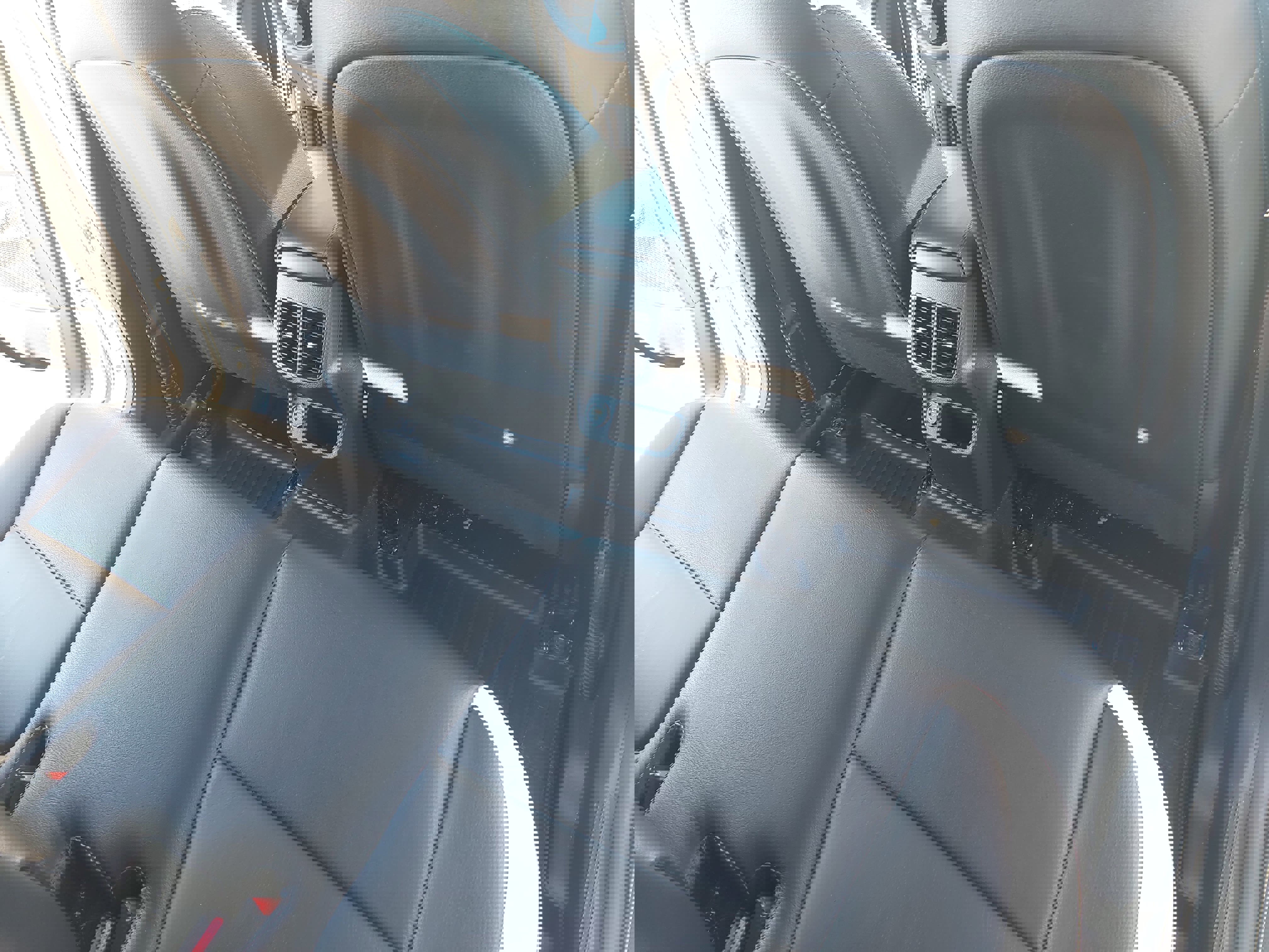 Used 2023 Kia Seltos S w/ Navigation Package image 12