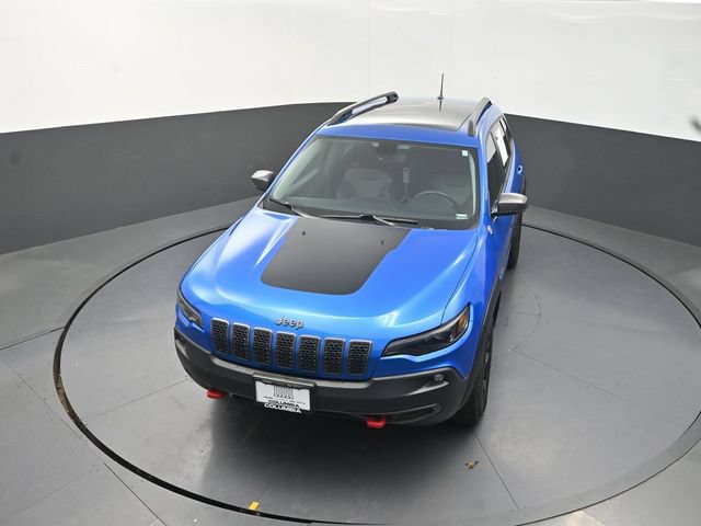 Used 2019 Jeep Cherokee Trailhawk w/ Comfort/Convenience Group AWD/4WD image 13