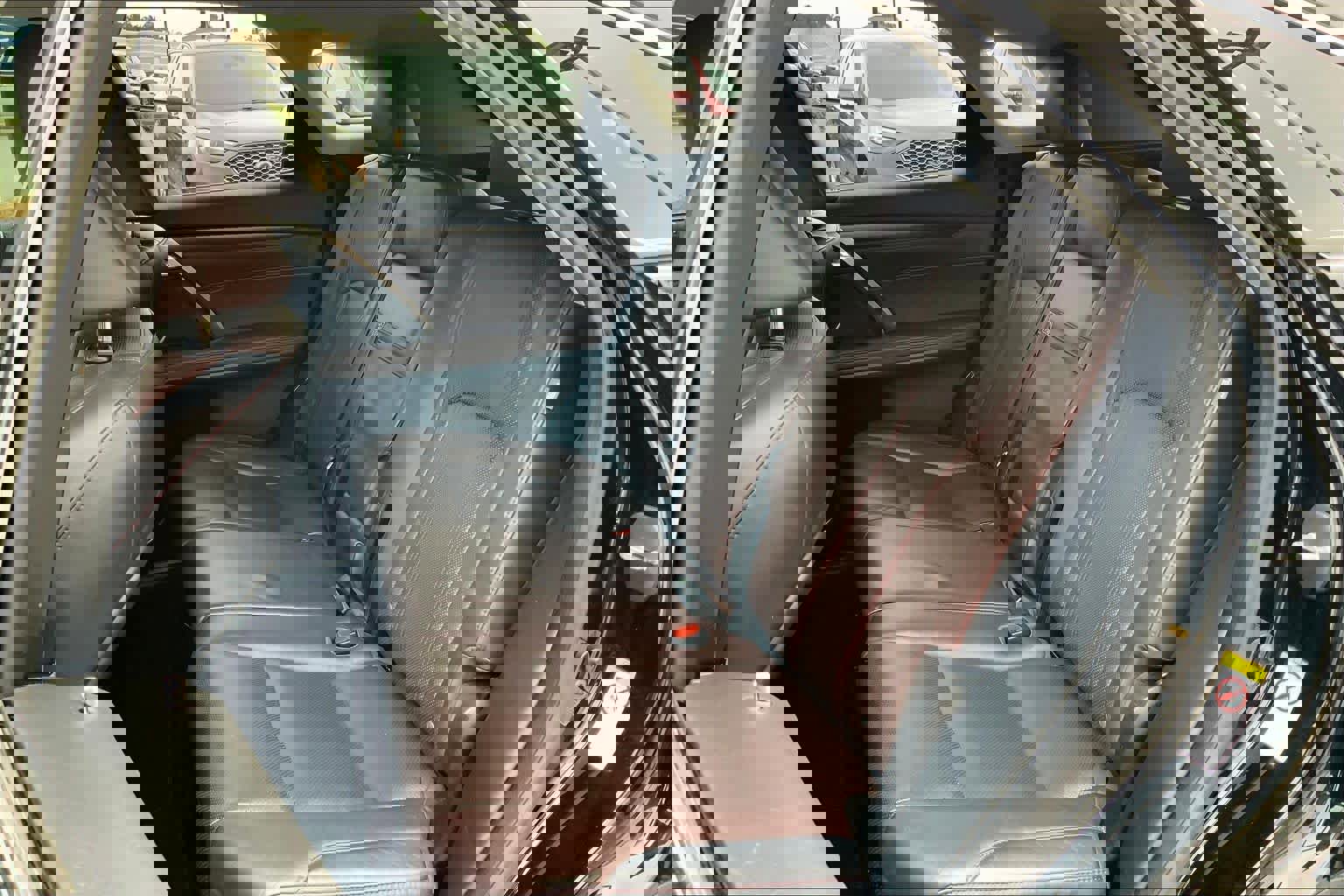 Used 2016 Lexus RX 450h AWD w/ Accessory Package image 19