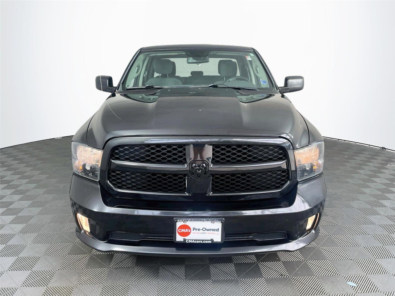 Used 2016 RAM 1500 Express w/ Black Ram 1500 Express Group RWD image 2