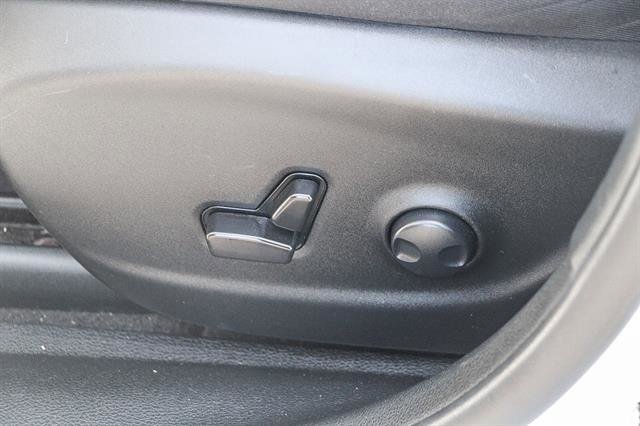 Used 2023 Jeep Cherokee Altitude Lux image 20