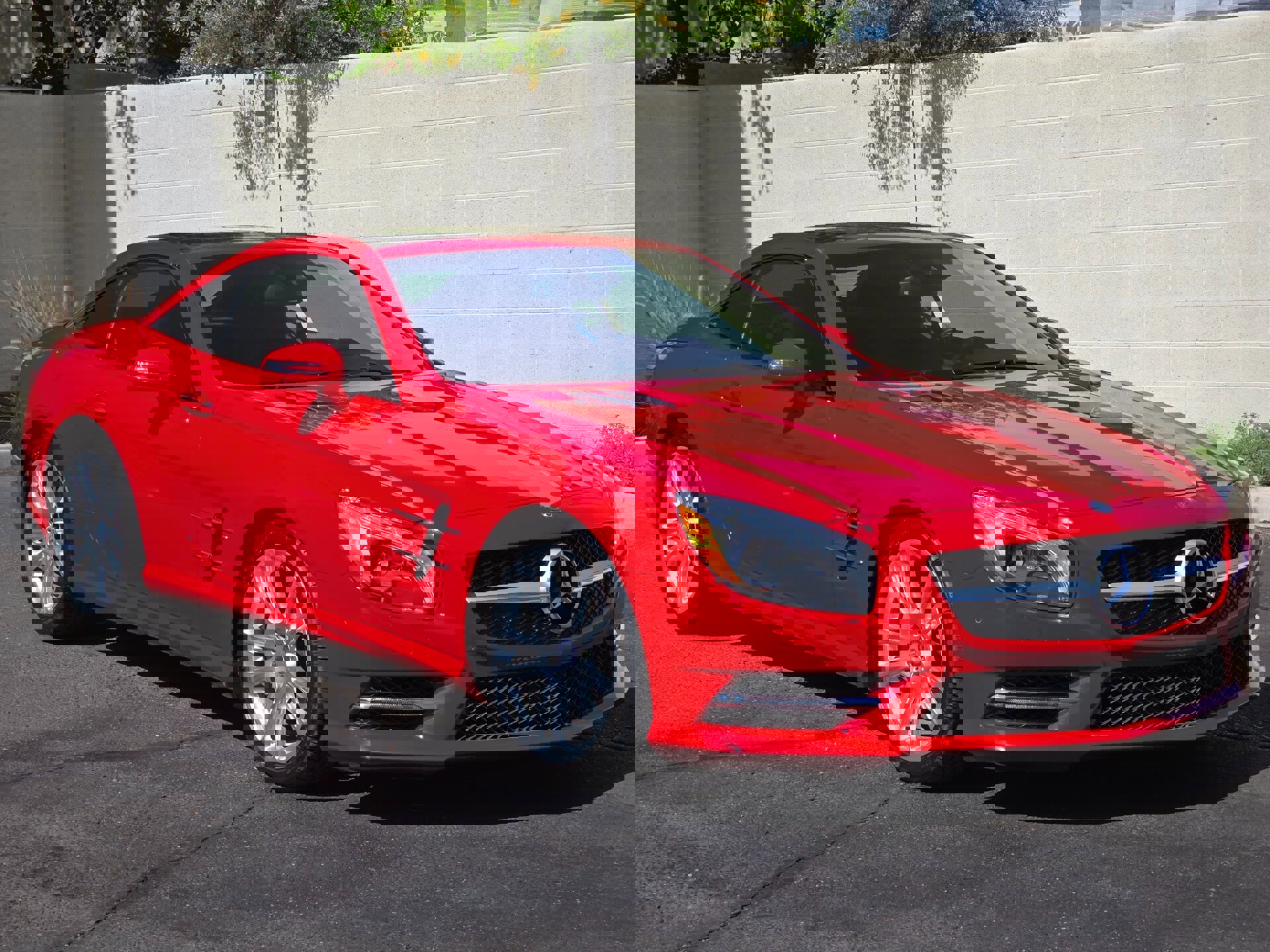 Used 2014 Mercedes-Benz SL 550 image 4