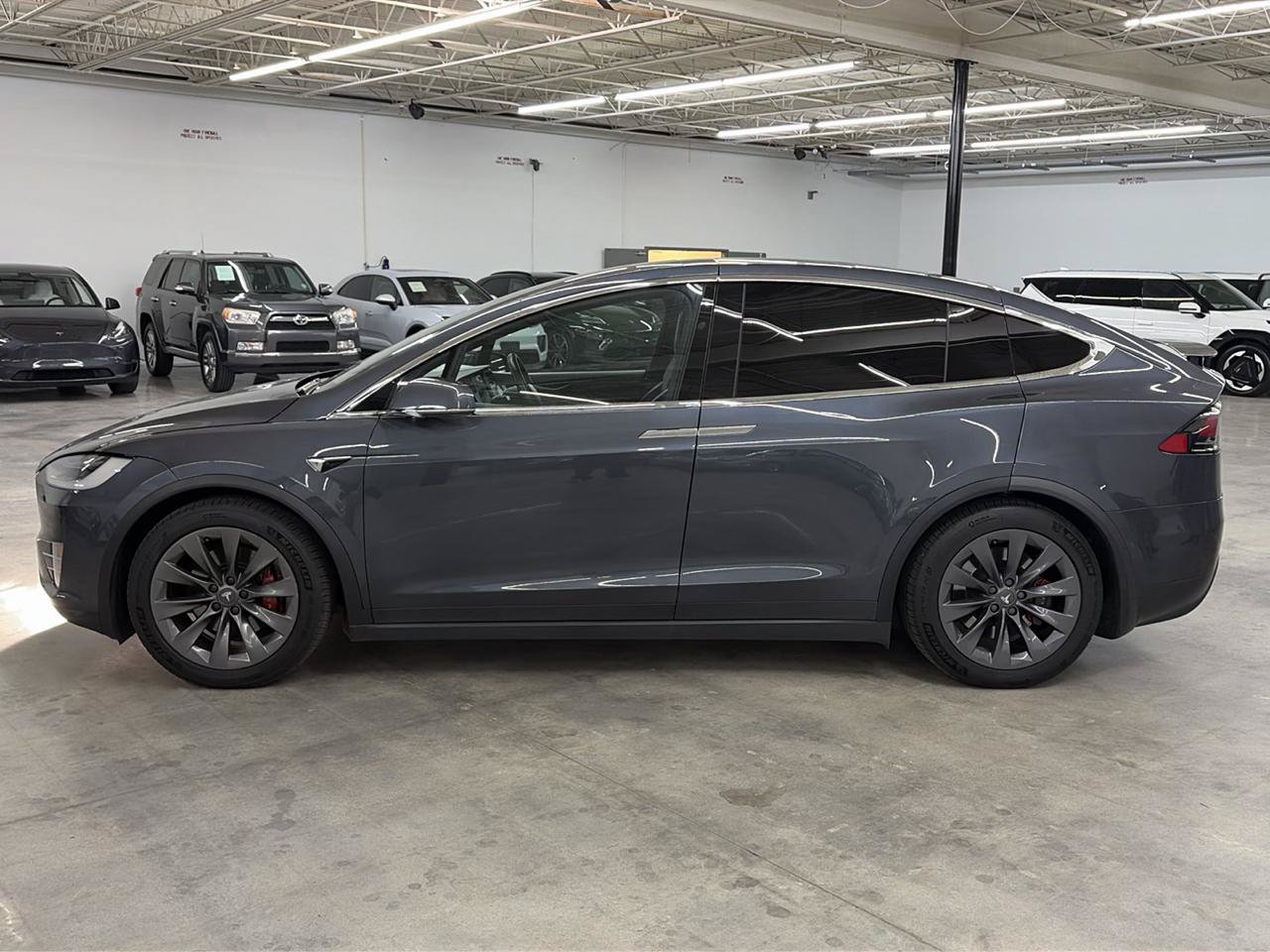Used 2018 Tesla Model X 75D AWD/4WD image 14