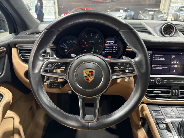 Used 2021 Porsche Macan w/ Premium Package image 73
