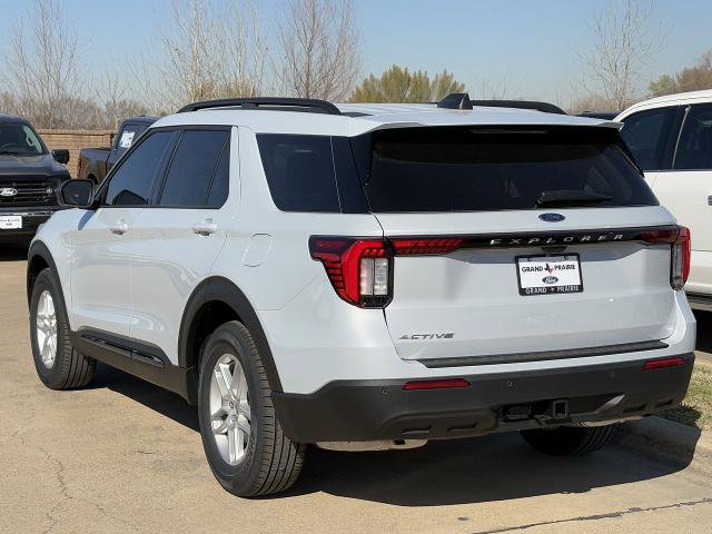 New 2026 Ford Explorer Active RWD image 32