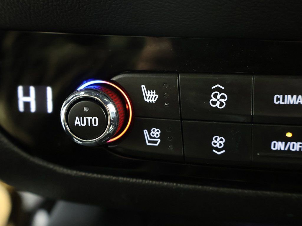 Used 2024 Buick Enclave Premium image 61