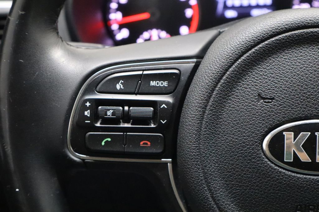 Used 2018 Kia Optima EX image 25