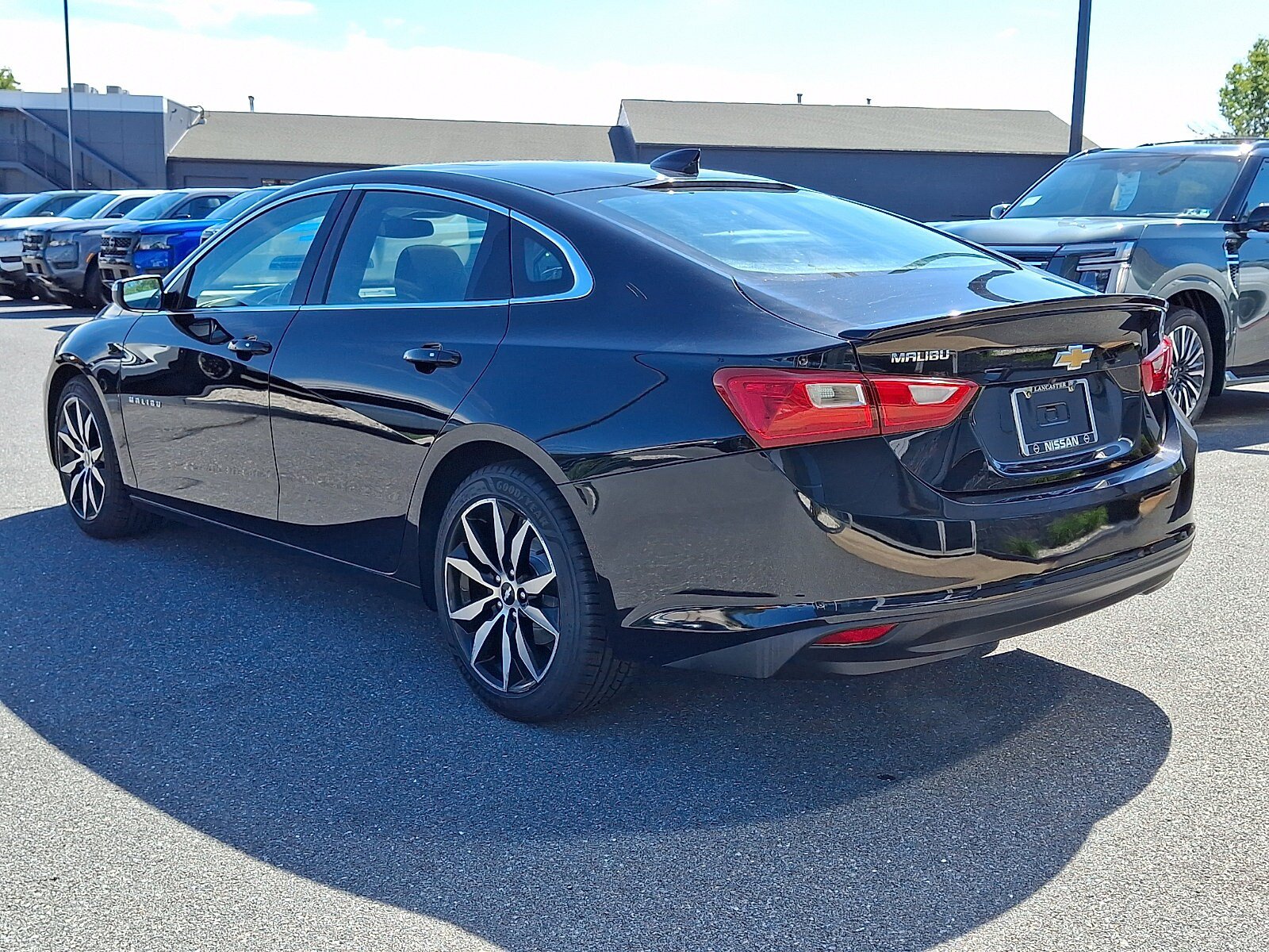 Used 2018 Chevrolet Malibu LT FWD image 5
