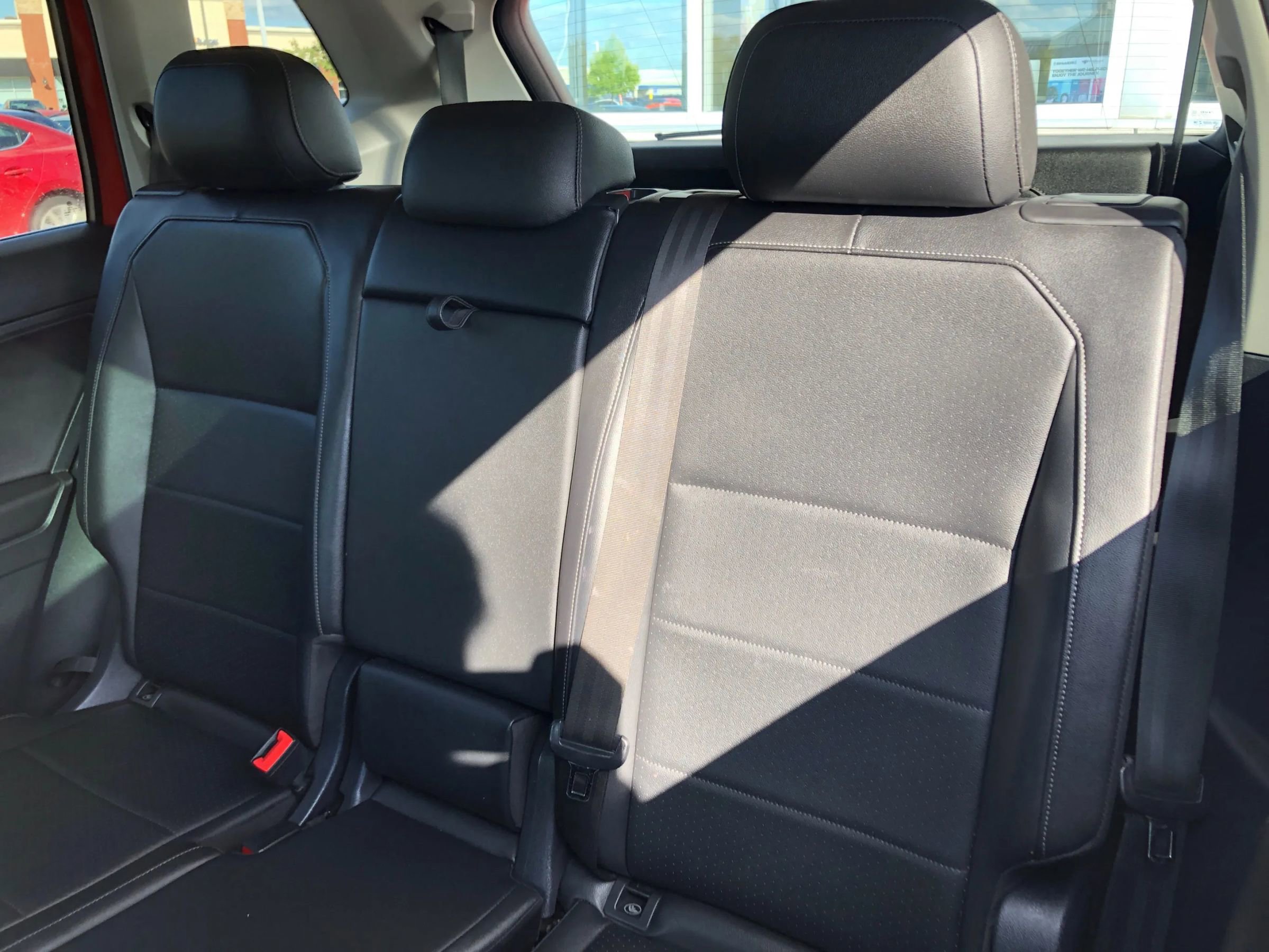 Used 2019 Volkswagen Tiguan SEL image 34