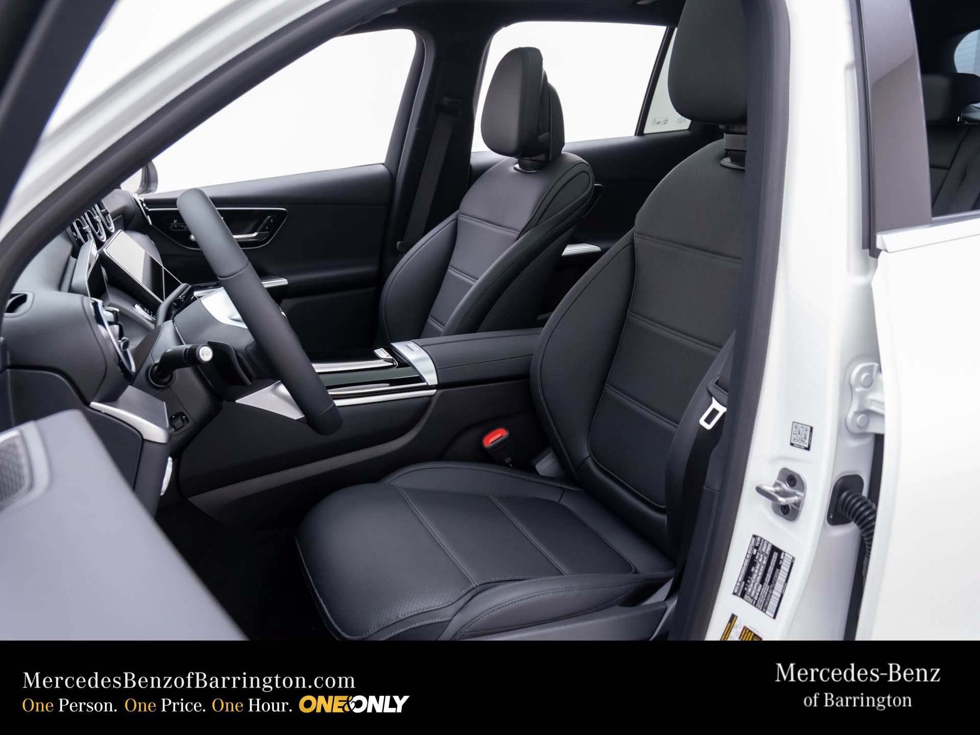 New 2026 Mercedes-Benz GLC 300 4MATIC image 17