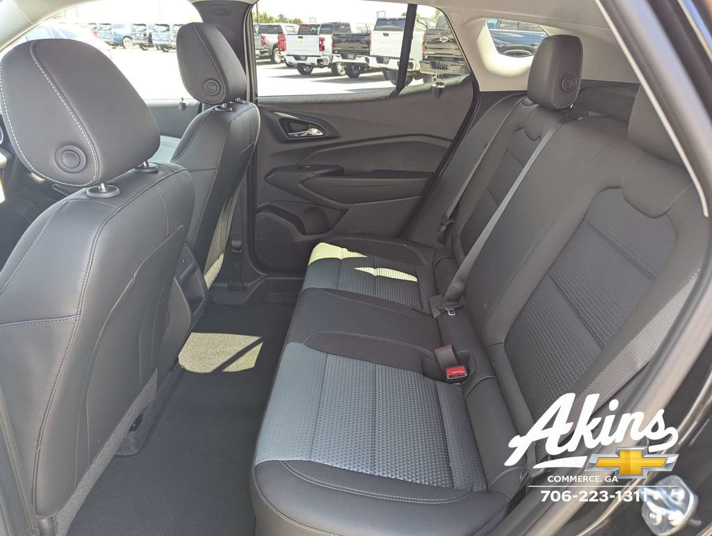New 2026 Chevrolet Trax LT w/ LT Convenience Package FWD image 13