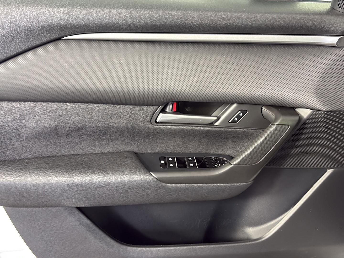 Used 2023 MAZDA CX-50 2.5 S w/ Cargo Package image 26