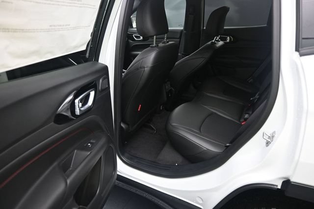 New 2026 Jeep Compass Trailhawk w/ Sun, Sound & Navigation Group AWD/4WD image 36